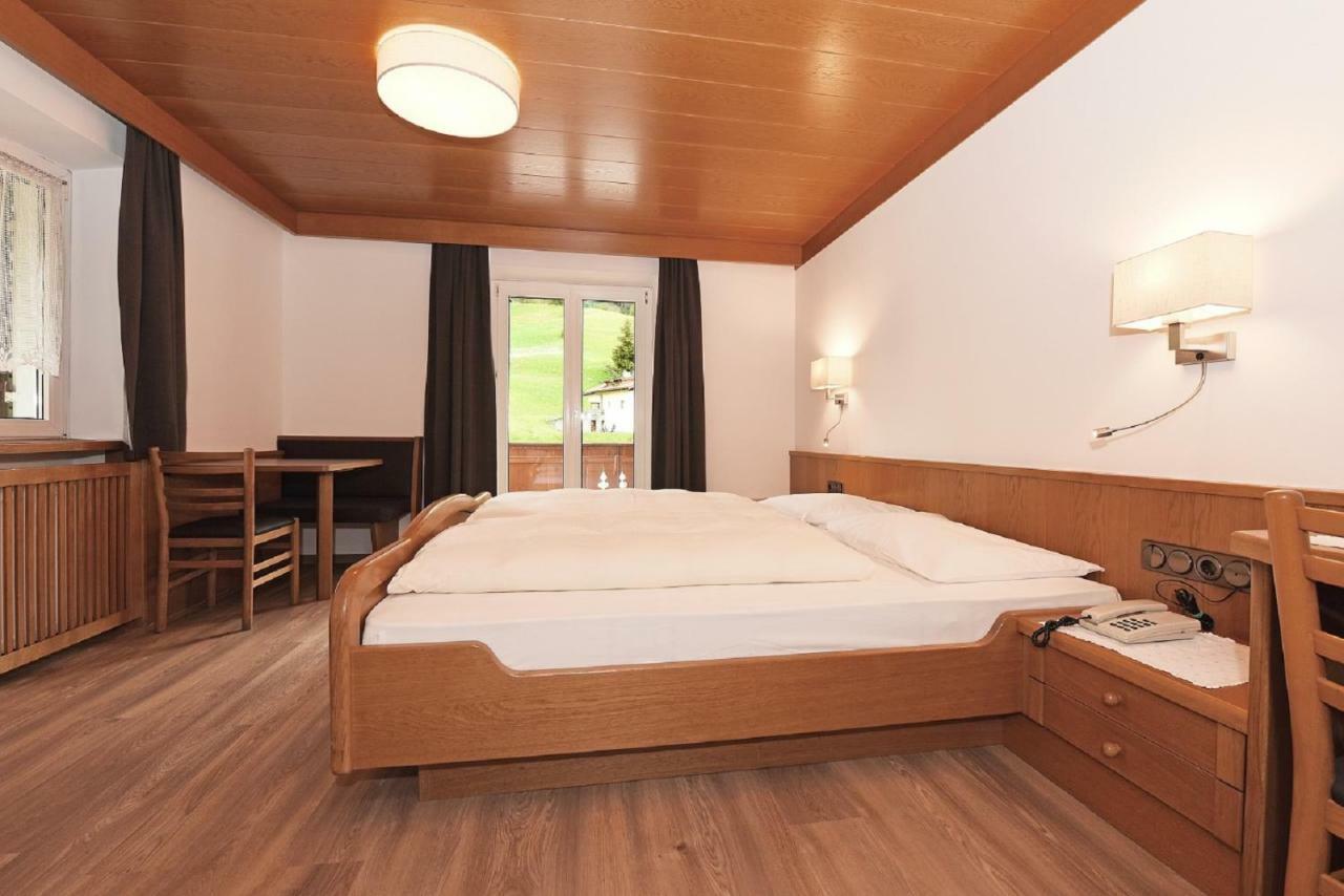 אורטיסיי Hotel Garni Vanadis מראה חיצוני תמונה