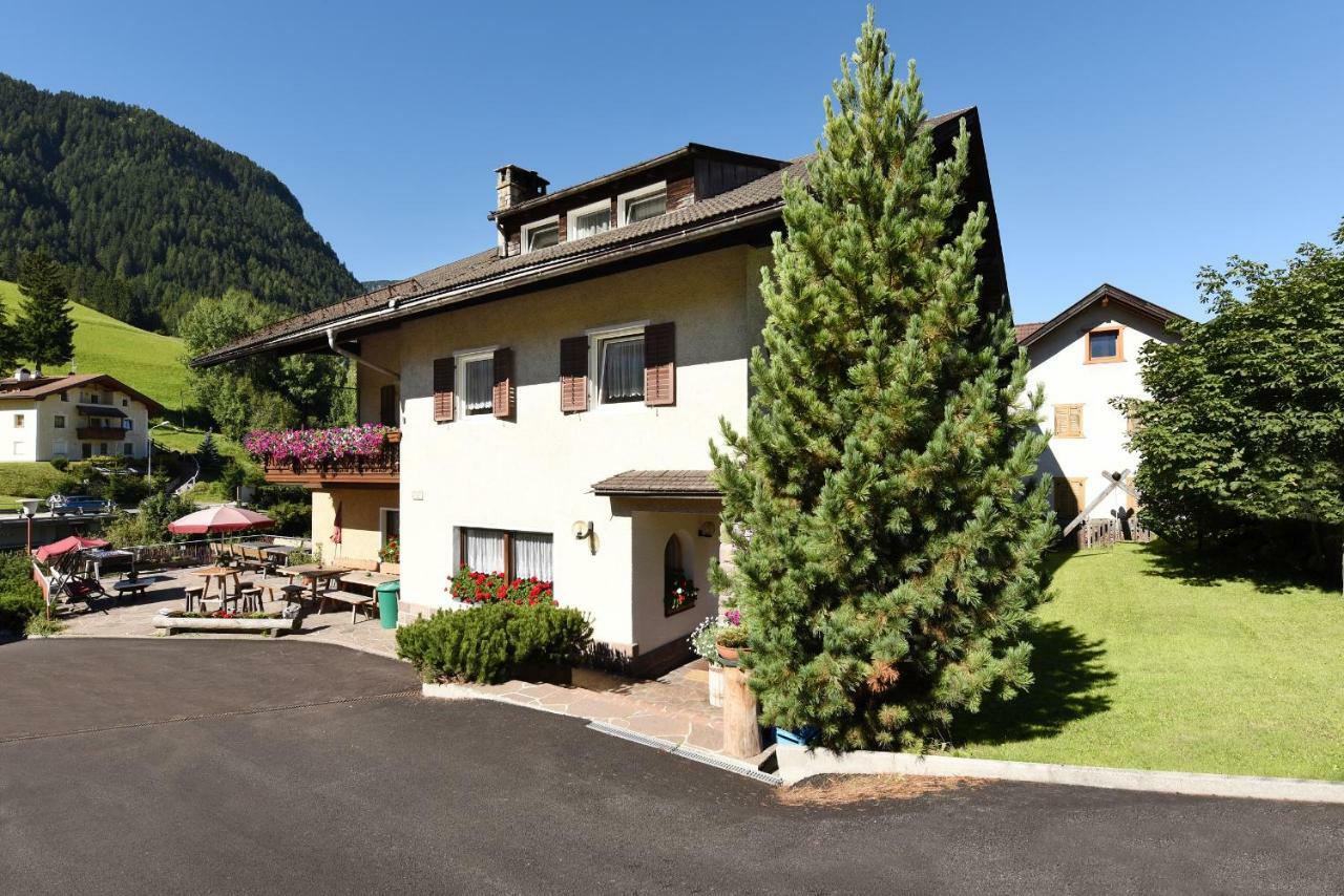 אורטיסיי Hotel Garni Vanadis מראה חיצוני תמונה