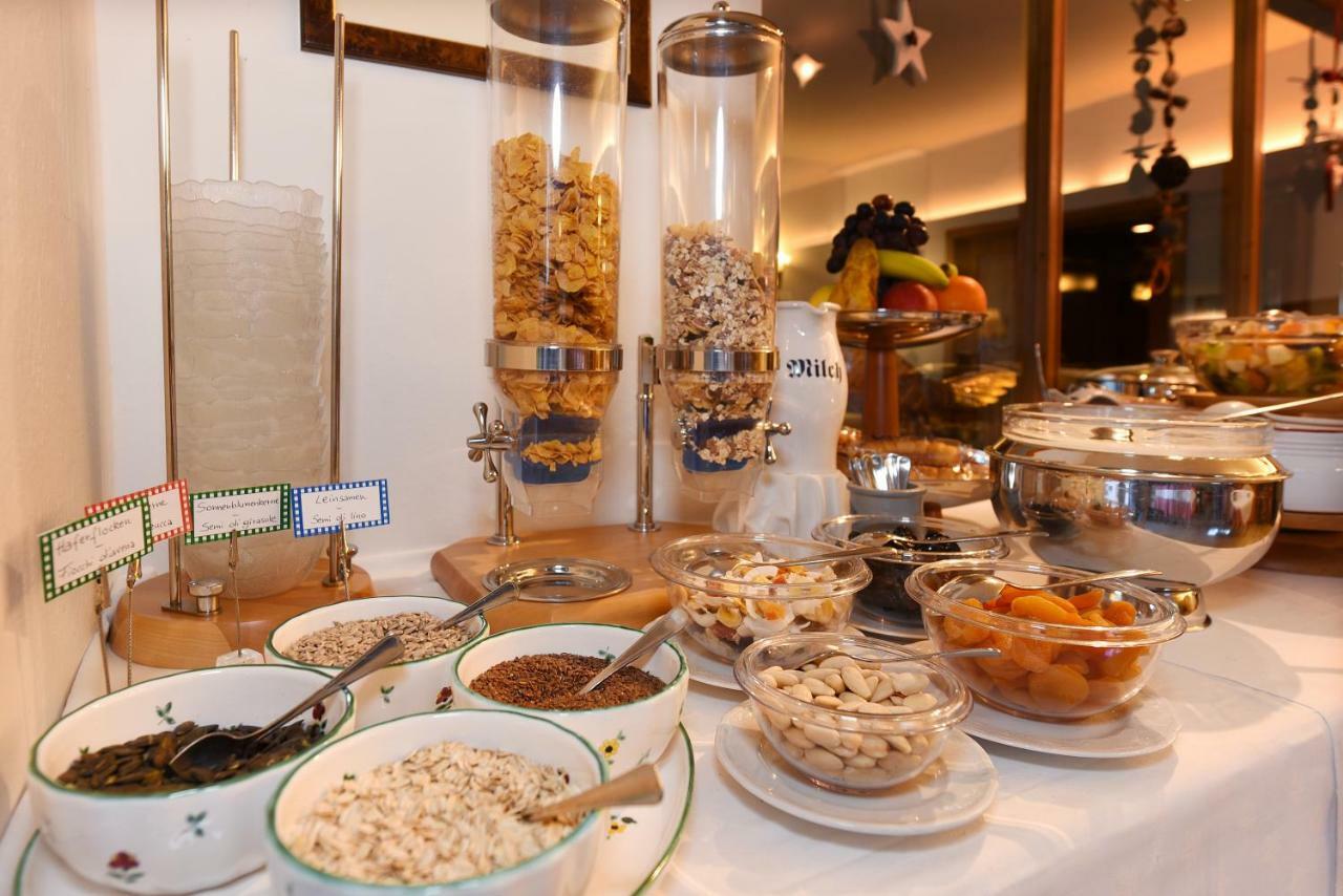 אורטיסיי Hotel Garni Vanadis מראה חיצוני תמונה