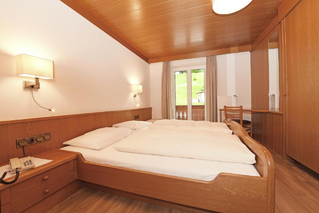 אורטיסיי Hotel Garni Vanadis מראה חיצוני תמונה